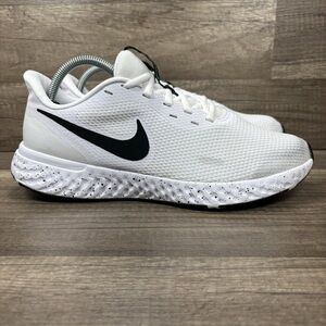 Nike Revolution 5 White Black Womens US Size 11 EUR 43 DJ6009-100 Running Shoes